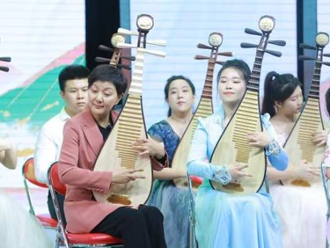 “且弹且谈——弹拨音乐之美”艺术交流活动在北京市东城区少年宫举行