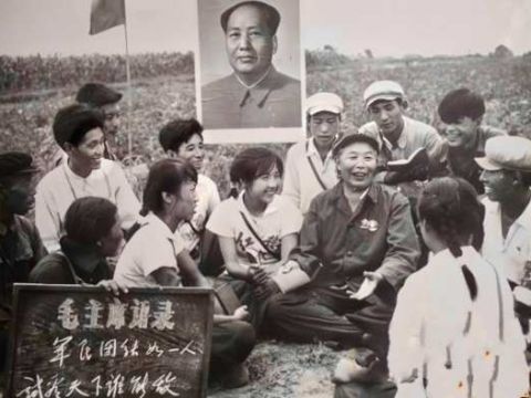 刘照林—从童养媳到开国大尉的奋斗史