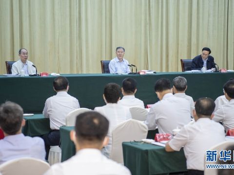 第八次全国对口支援新疆工作会议召开 汪洋出席并讲话